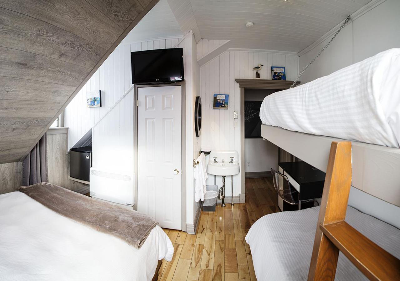Auberge Chez Bass Hotel